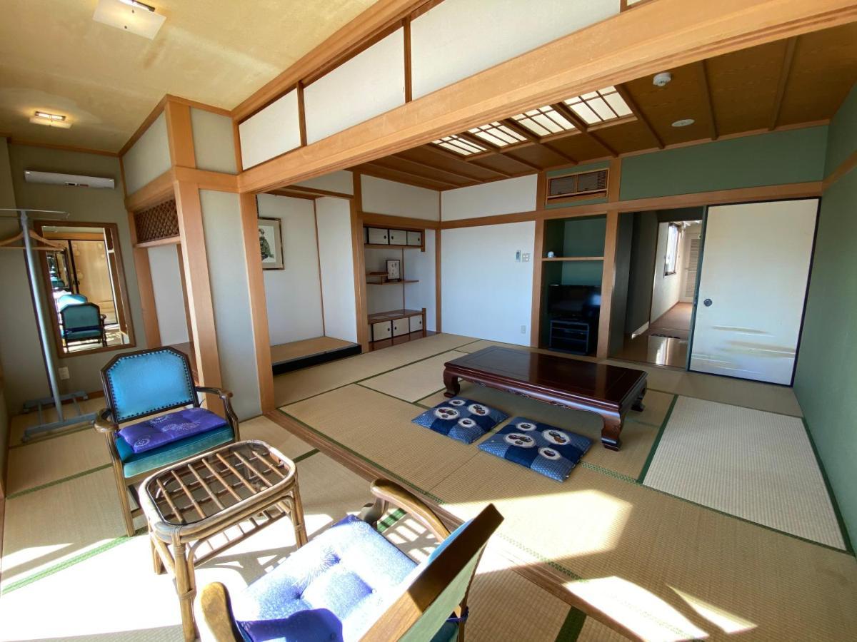 Atami Onsen Guest House Megumi Dış mekan fotoğraf