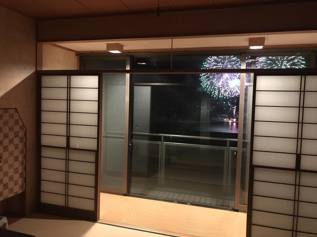 Atami Onsen Guest House Megumi Dış mekan fotoğraf